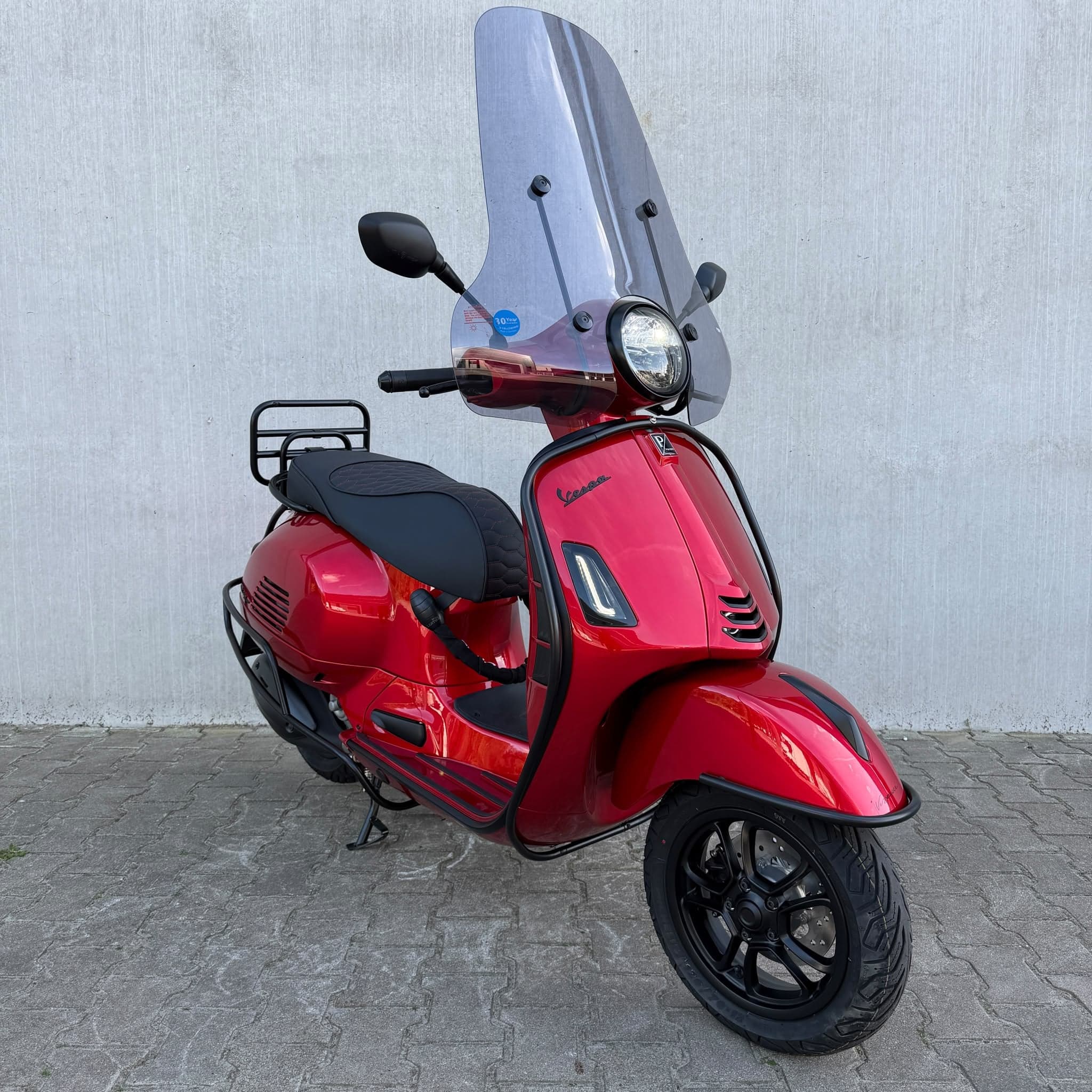 Vespa GTS310 Custom Candy Red 2026