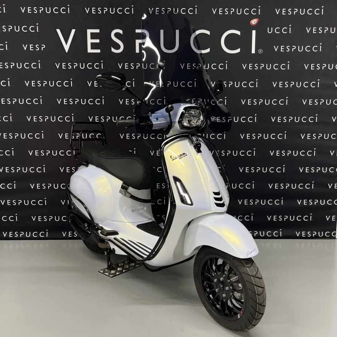 Vespa Sprint - Glossy white pearle