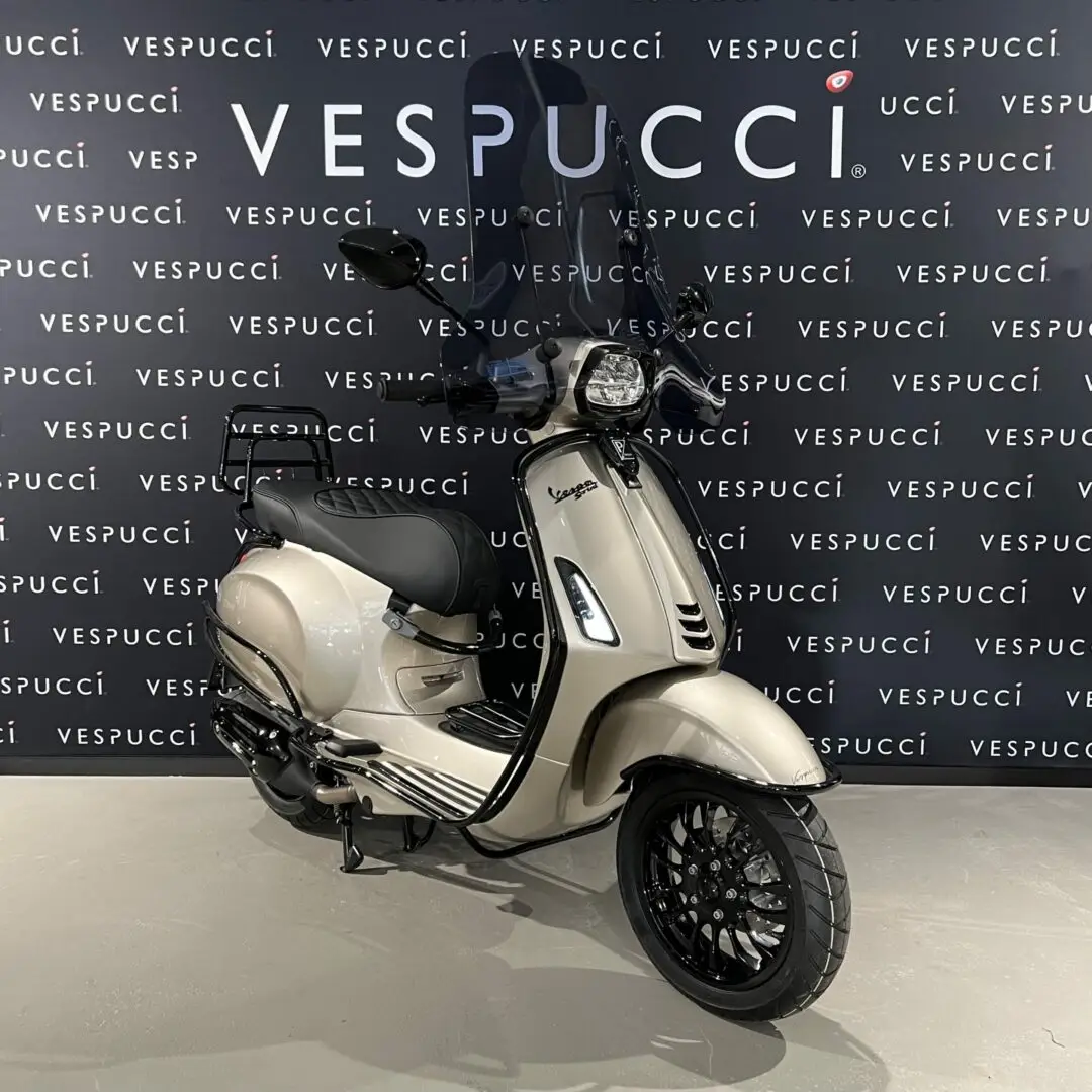 Vespa Sprint - champagne gold