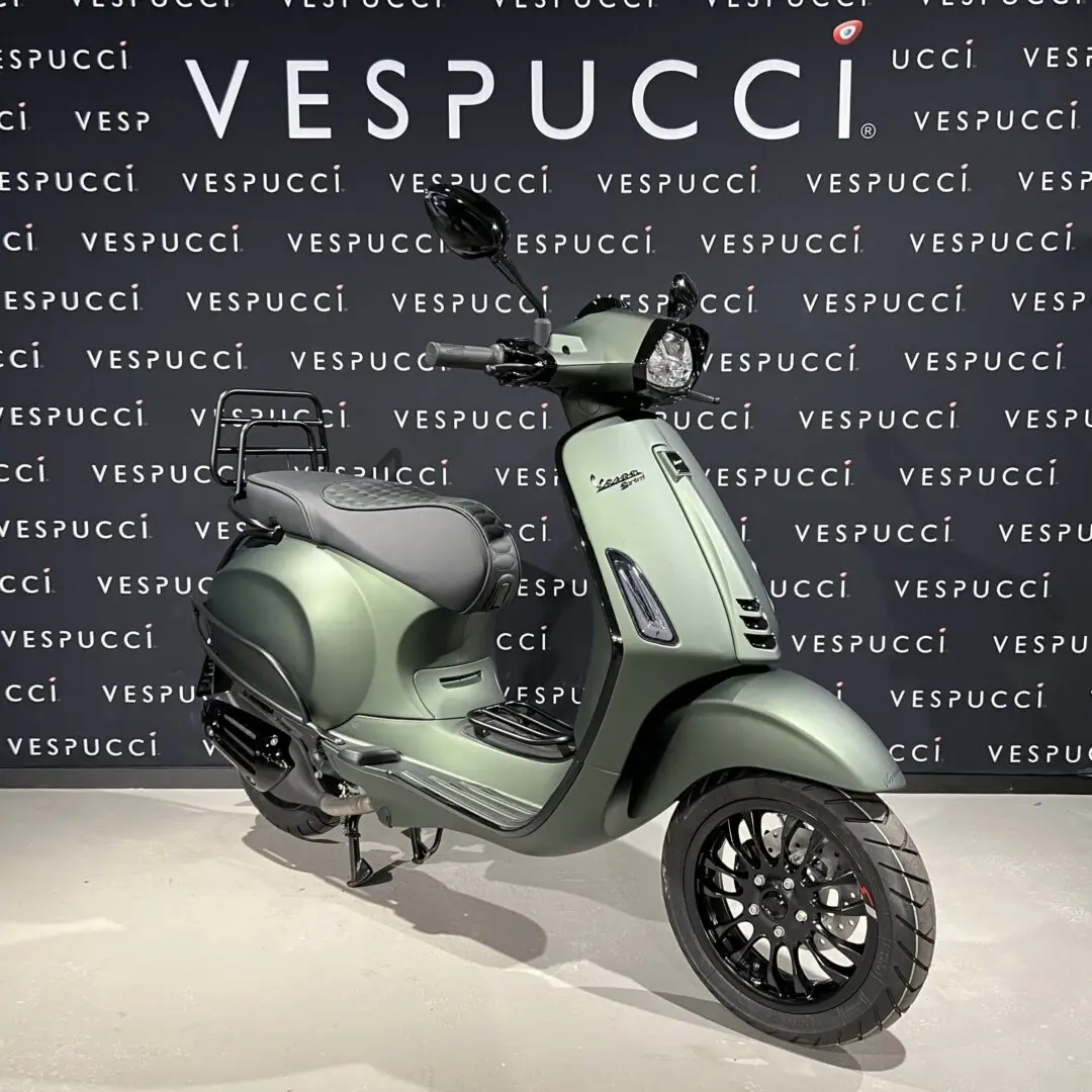 Vespa Sprint - Opaco Candy Green