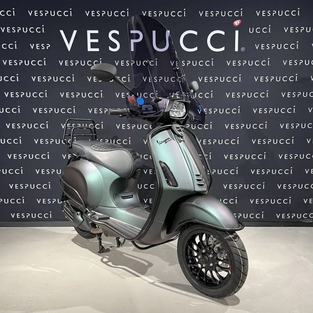 Vespa Sprint - Opaco cycle green