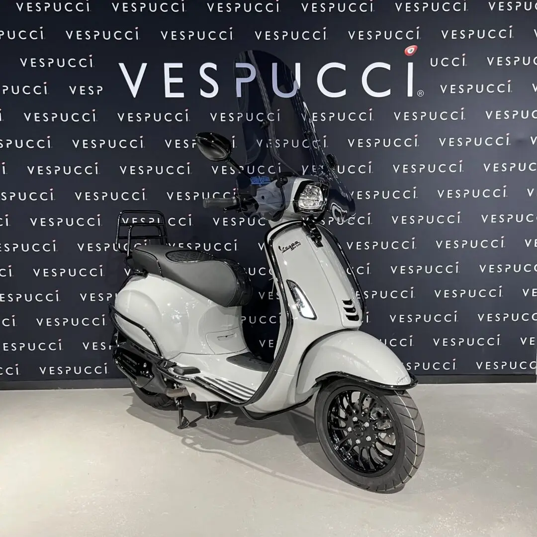 Vespa Sprint - krijt grijs