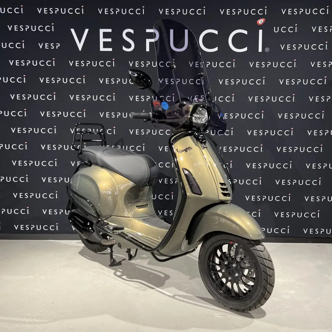 Vespa Sprint: Gold Champagner