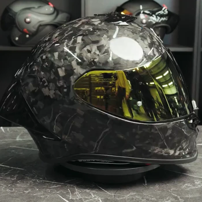 トウキ Scorpion vizier EXO-1400/R1/520/391 Goud (KDF16-1) - Vespucci