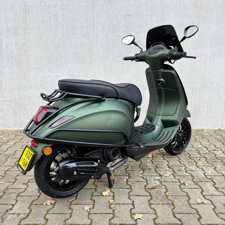 SOLD Vespa Sprint Opaco Verde FDZ-16-R - Vespucci