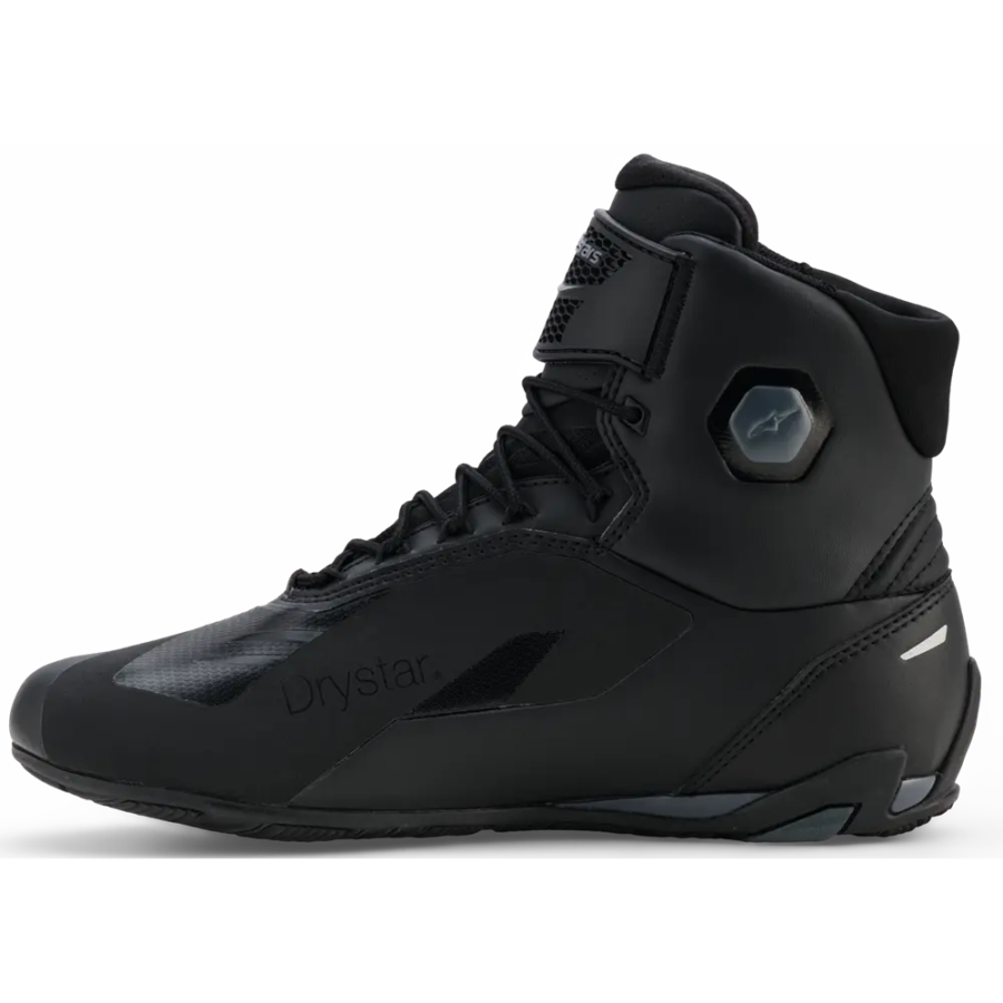 Alpinestars Faster 4 Drystar motorschoenen gedragen op motorfiets